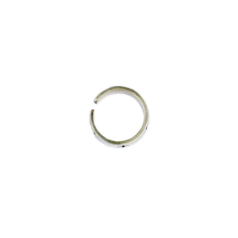 CHRISTWRLD™ Silver-Crossed Ring