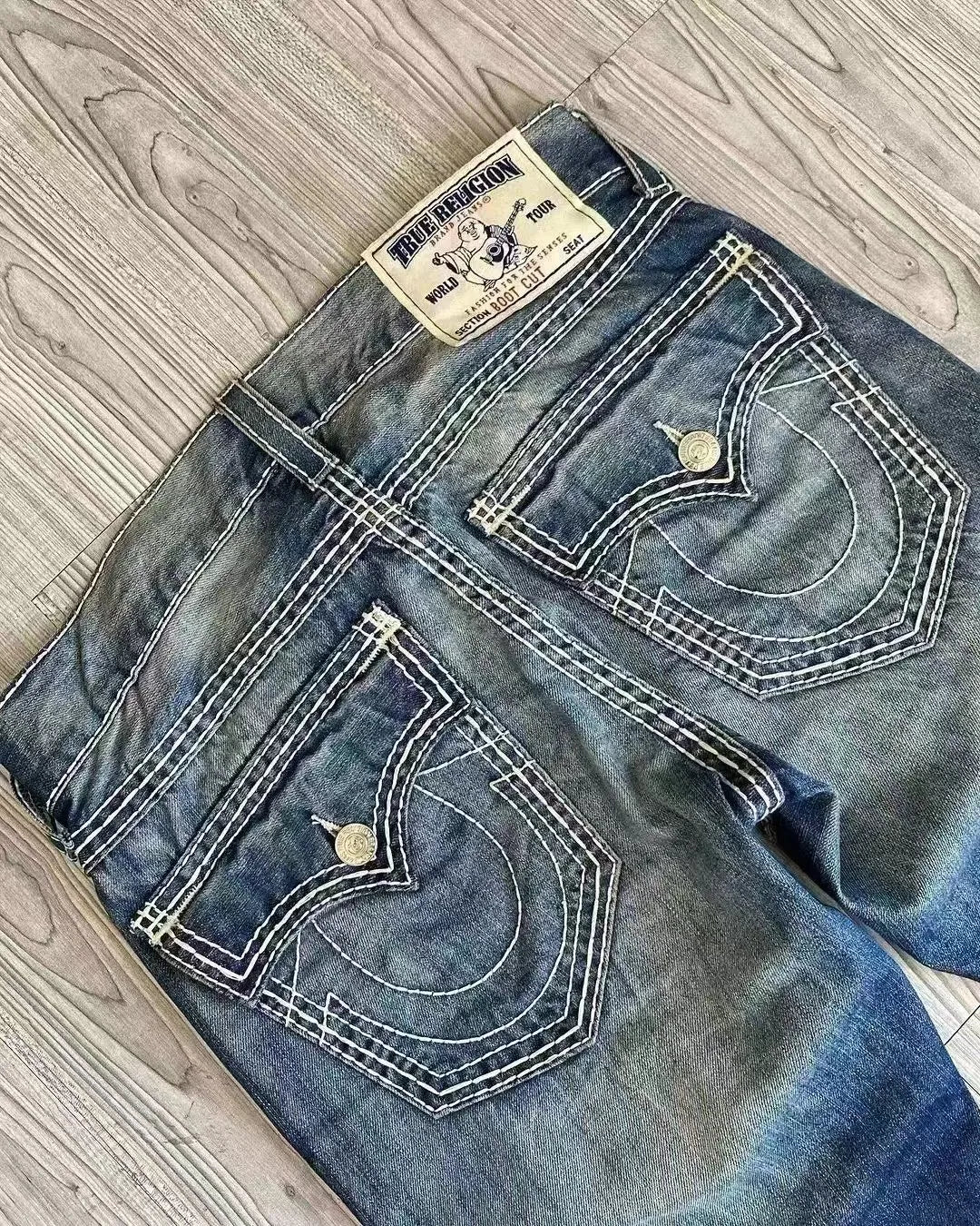 CHRISTWRLD™ True Religion Jeans Men